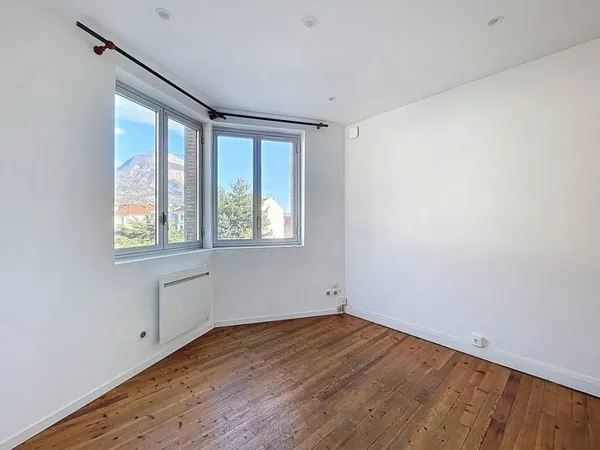 Appartement 1 pièce 30 m² 