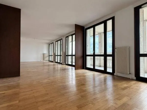 Appartement 6 pièces 154 m² 
