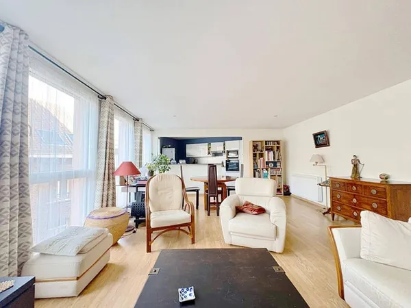 Appartement 3 pièces 84 m² 