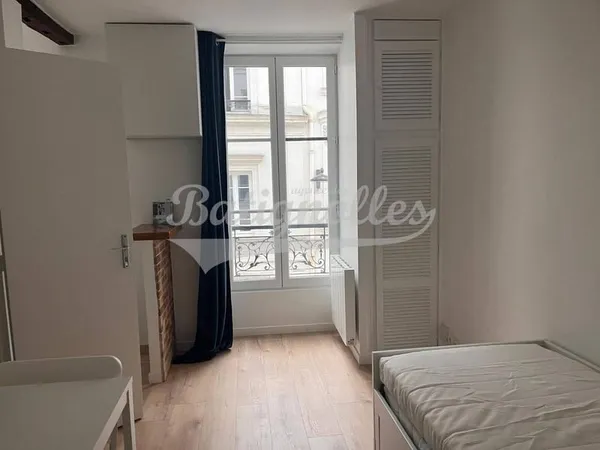 Appartement 1 pièce 14 m² 