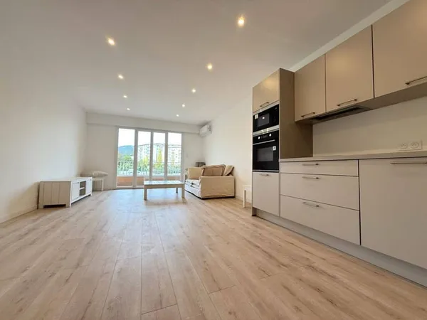 Appartement 3 pièces 75 m² 
