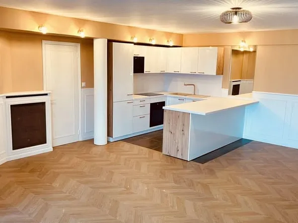 Appartement 4 pièces 129 m² 