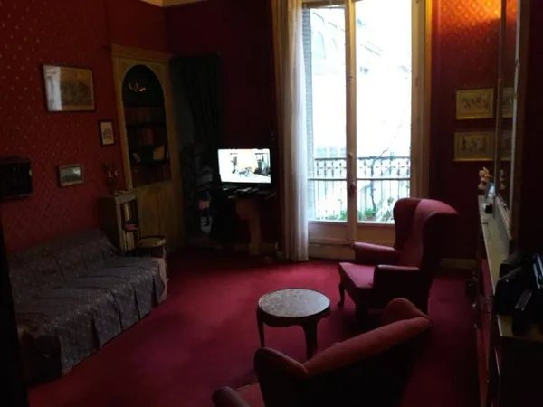 Studio 1 pièce 18 m² 