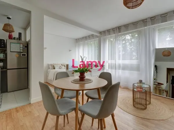 Appartement 1 pièce 38 m² 