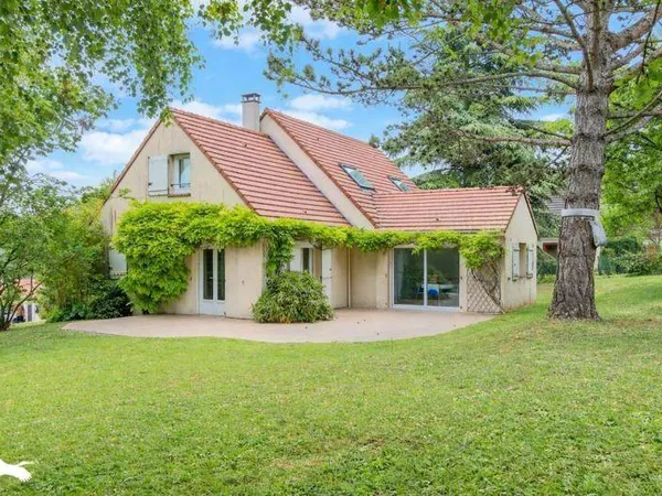 Maison 6 pièces 145 m² 