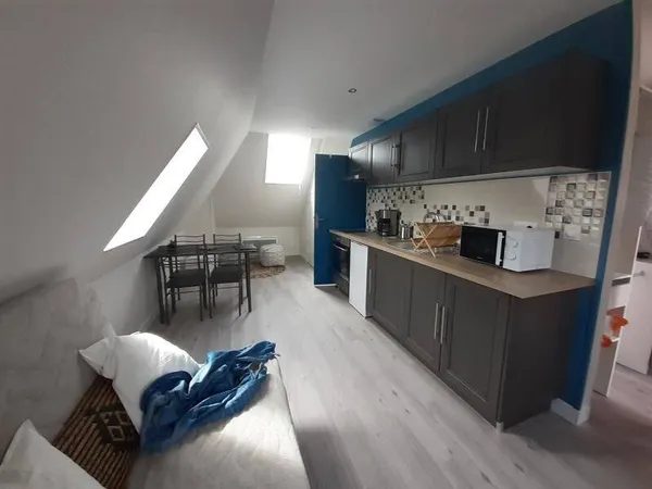 Studio 1 pièce 16 m² 