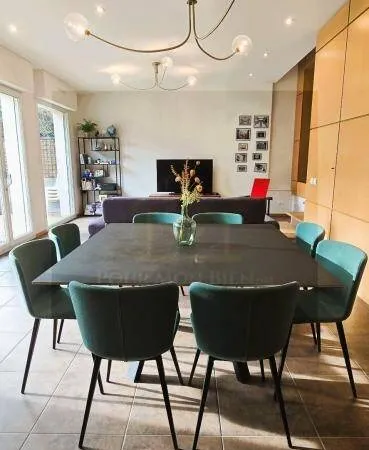 Maison de ville 8 pièces 160 m² 