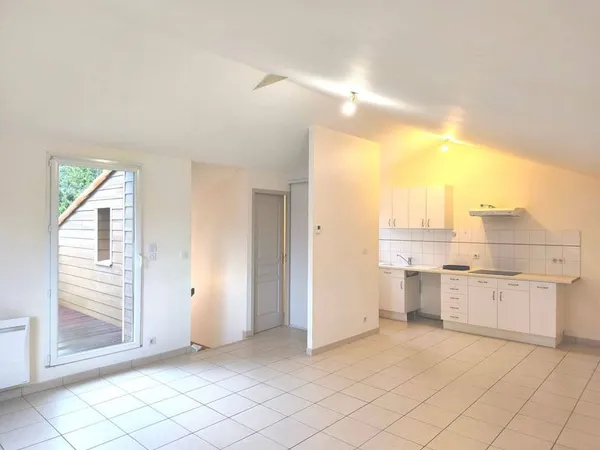 Appartement 1 pièce 80 m² 