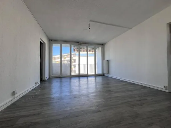 Appartement 4 pièces 63 m² 