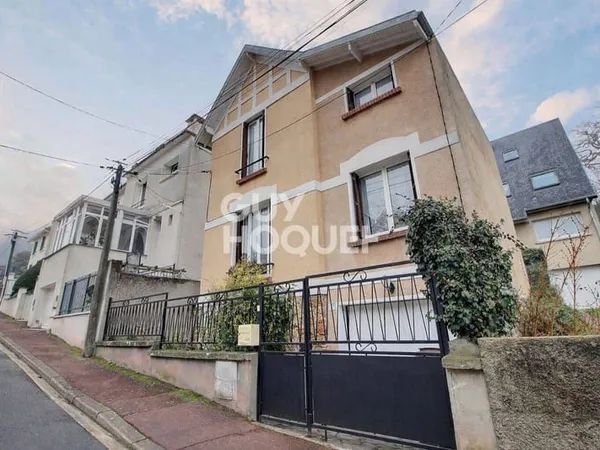 Maison 7 pièces 109 m² 