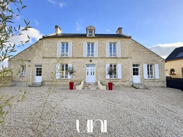 Maison 9 pièces 195 m² 