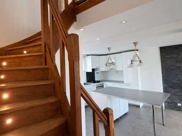 Maison jumelée 5 pièces 108 m² 