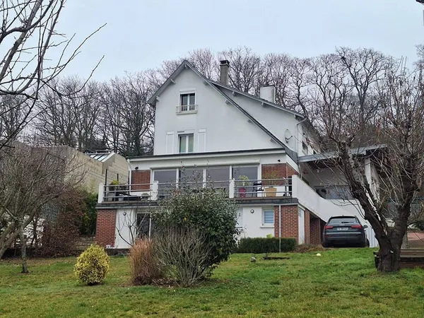 Maison 6 pièces 180 m² 