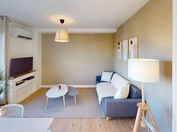 Appartement 5 pièces 77 m² 
