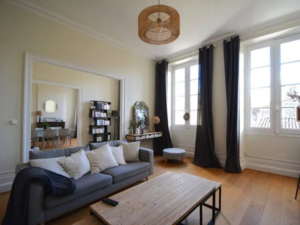 Duplex 6 pièces 171 m² 