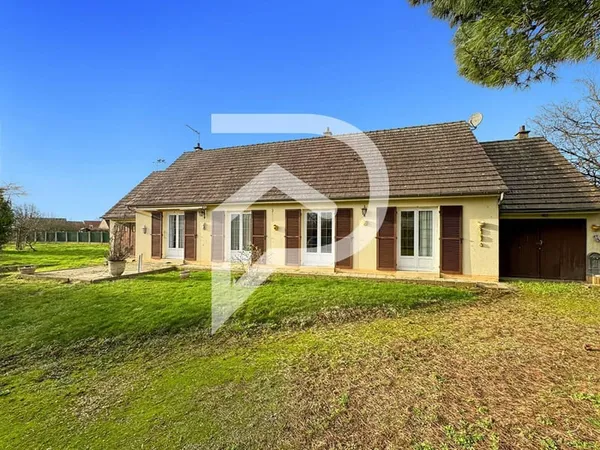 Maison de plain-pied 5 pièces 90 m² 