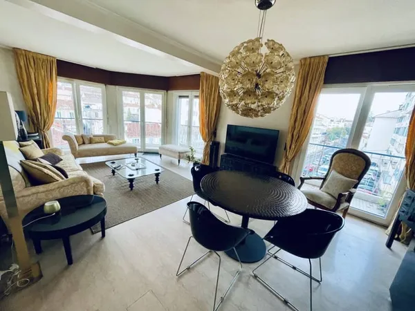 Appartement 4 pièces 74 m² 