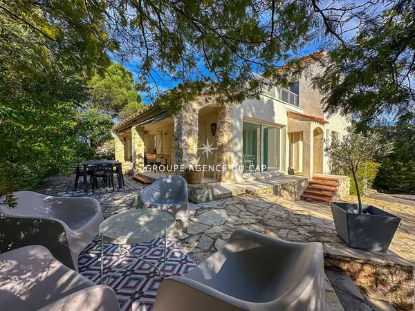 Villa 6 pièces 140 m² 