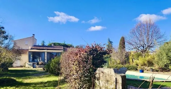 Maison 7 pièces 194 m² 