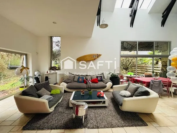 Maison 6 pièces 190 m² 