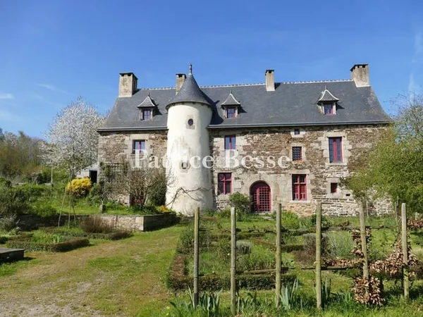 Demeure 10 pièces 180 m² 