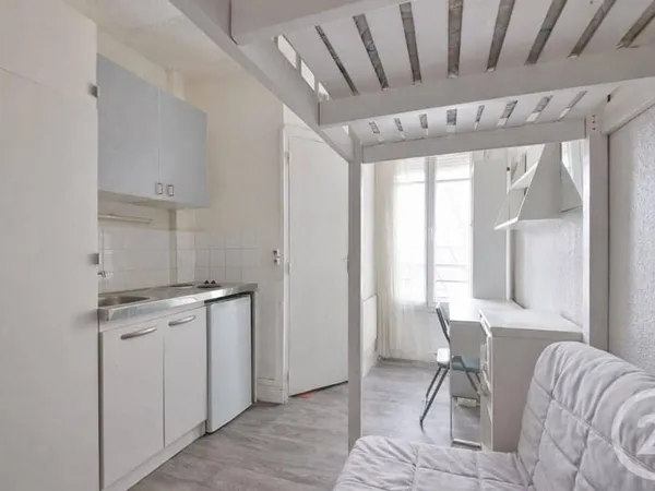 Studio 1 pièce 10 m² 