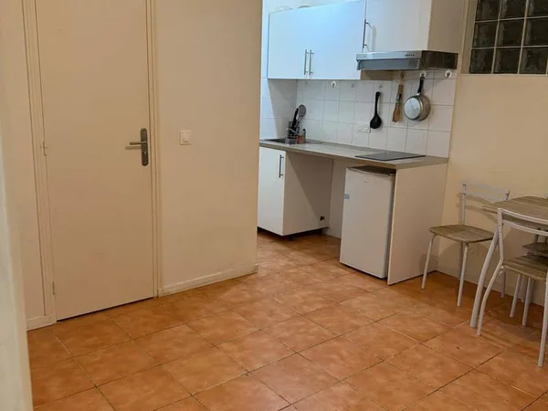 Appartement 1 pièce 25 m² 