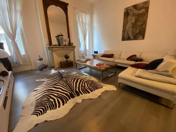 Appartement 5 pièces 145 m² 