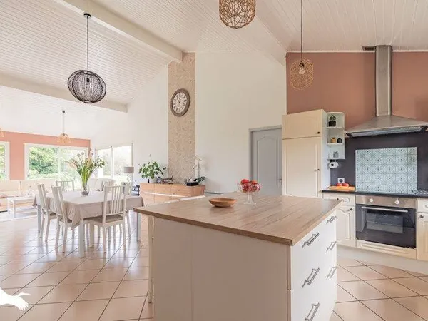 Maison de plain-pied 5 pièces 110 m² 