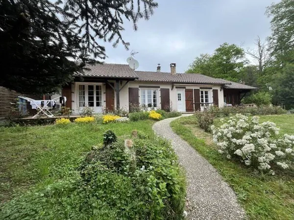Maison 5 pièces 140 m²