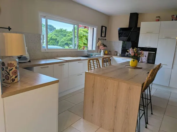 Maison 6 pièces 145 m²