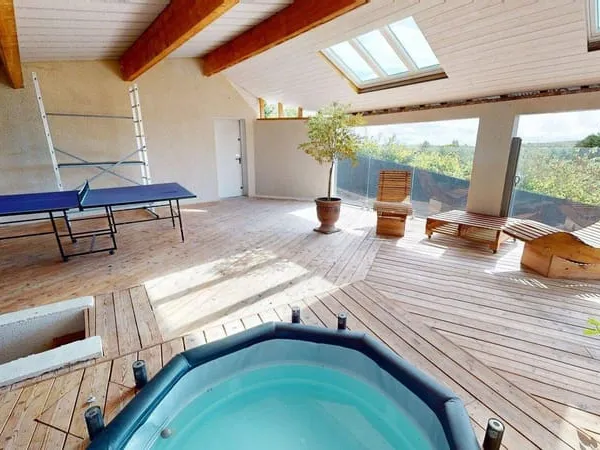 Maison 8 pièces 137 m²