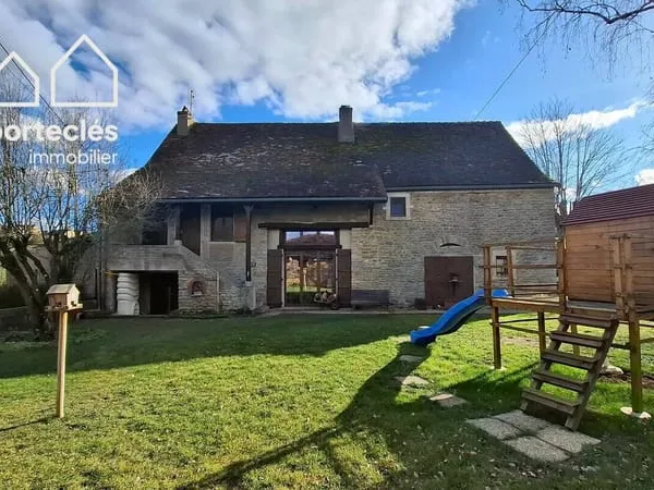 Maison 9 pièces 175 m²