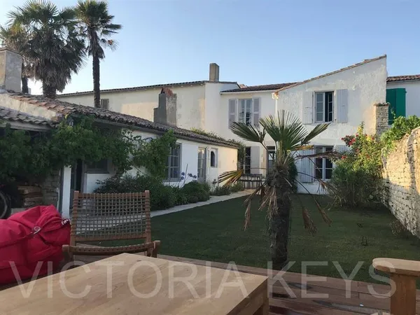Maison 6 pièces 139 m² 