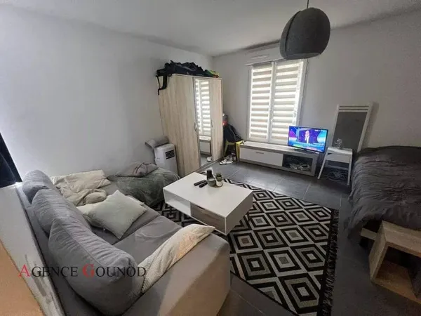 Studio 1 pièce 31 m²