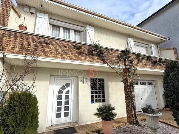 Maison 8 pièces 150 m² 