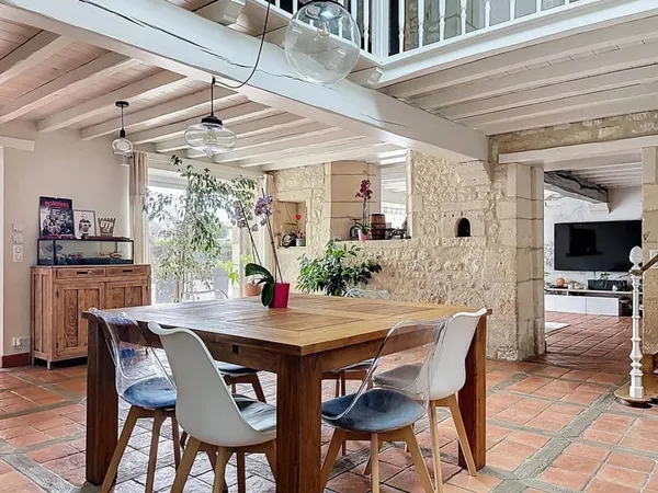 Maison 8 pièces 181 m² 