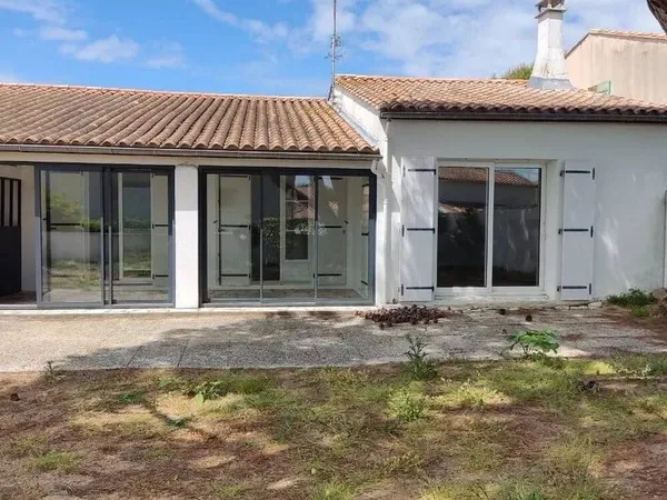 Maison de plain-pied 5 pièces 83 m² 