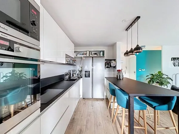 Appartement 3 pièces 64 m² 