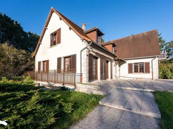 Maison de plain-pied 7 pièces 200 m² 