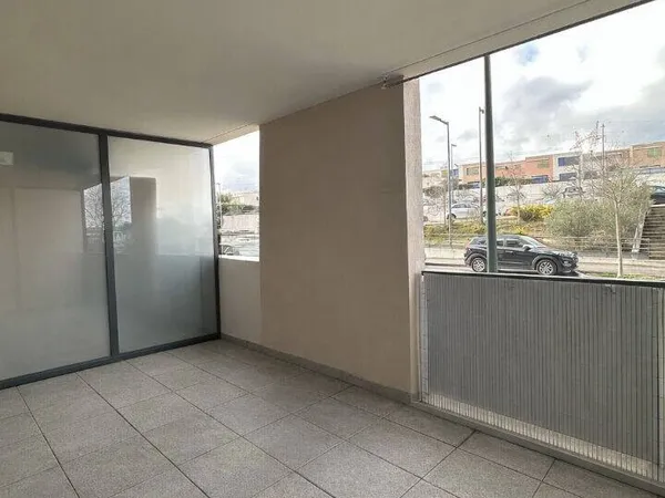 Studio 1 pièce 28 m² 