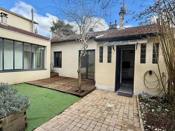 Maison de plain-pied 4 pièces 71 m² 