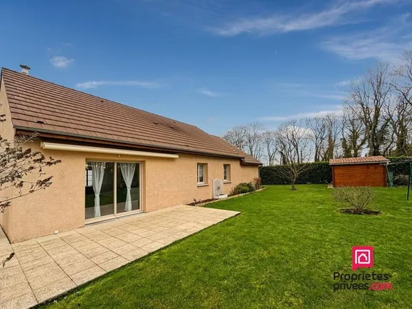 Maison de plain-pied 4 pièces 96 m² 