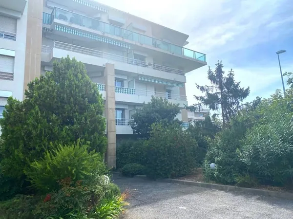 Appartement 1 pièce 28 m² 