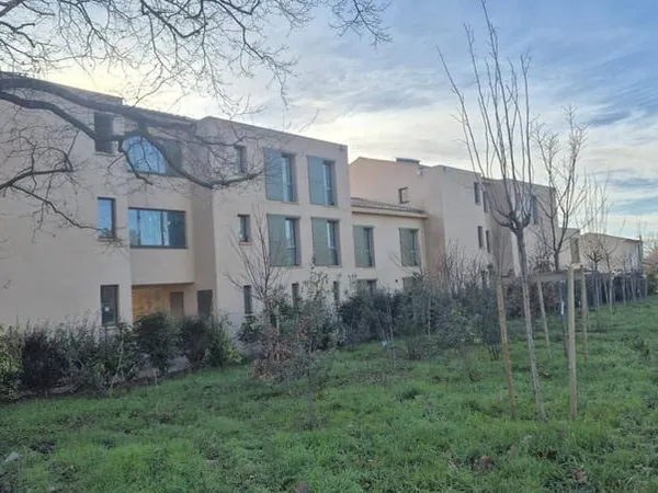 Appartement 2 pièces 67 m² 