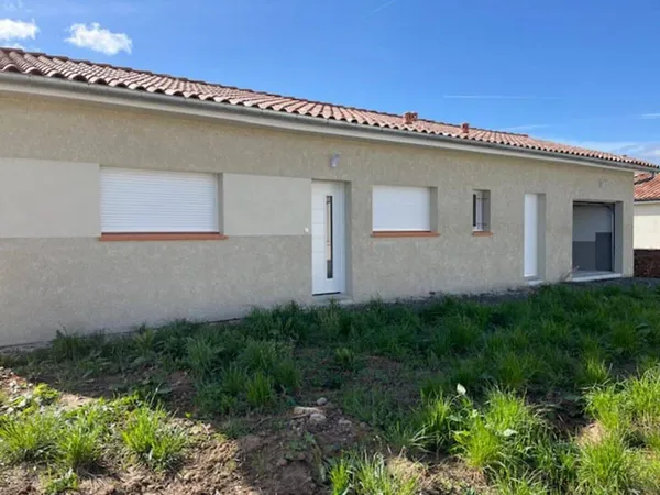 Maison de plain-pied 5 pièces 130 m² 