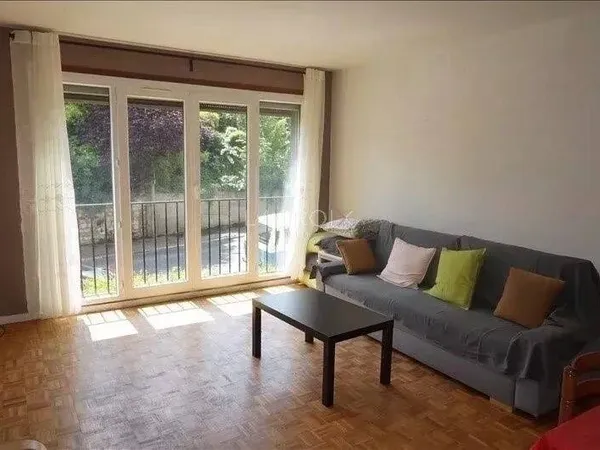 Appartement 4 pièces 74 m² 