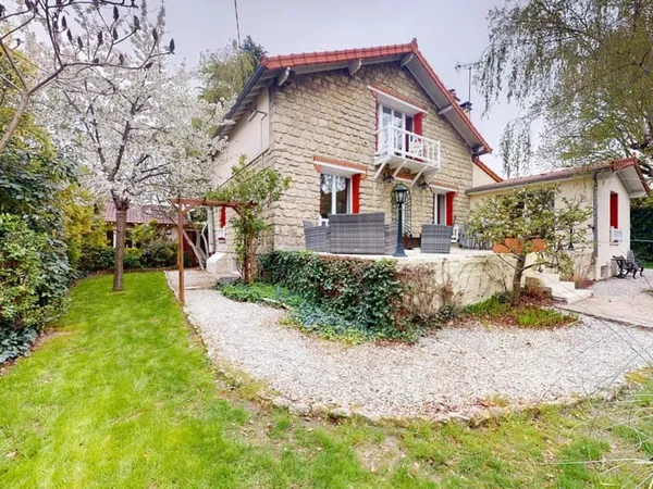 Maison 6 pièces 174 m² 