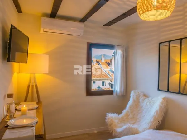 Studio 1 pièce 15 m² 