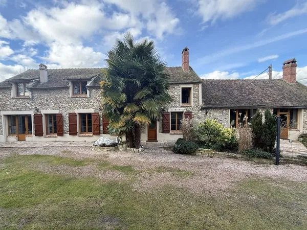 Maison 8 pièces 227 m² 
